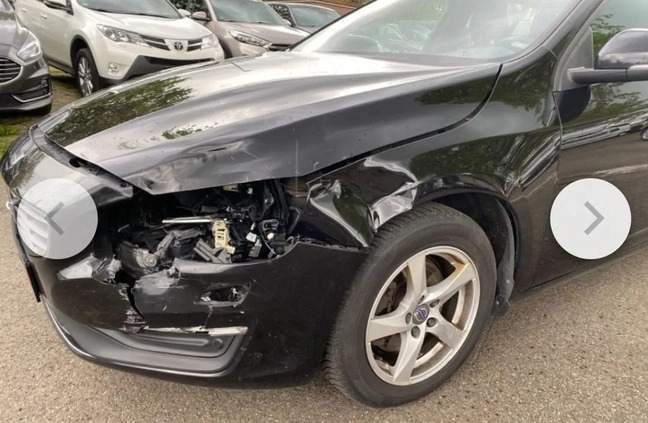 Volvo V60 cena 37900 przebieg: 178500, rok produkcji 2015 z Wągrowiec małe 79